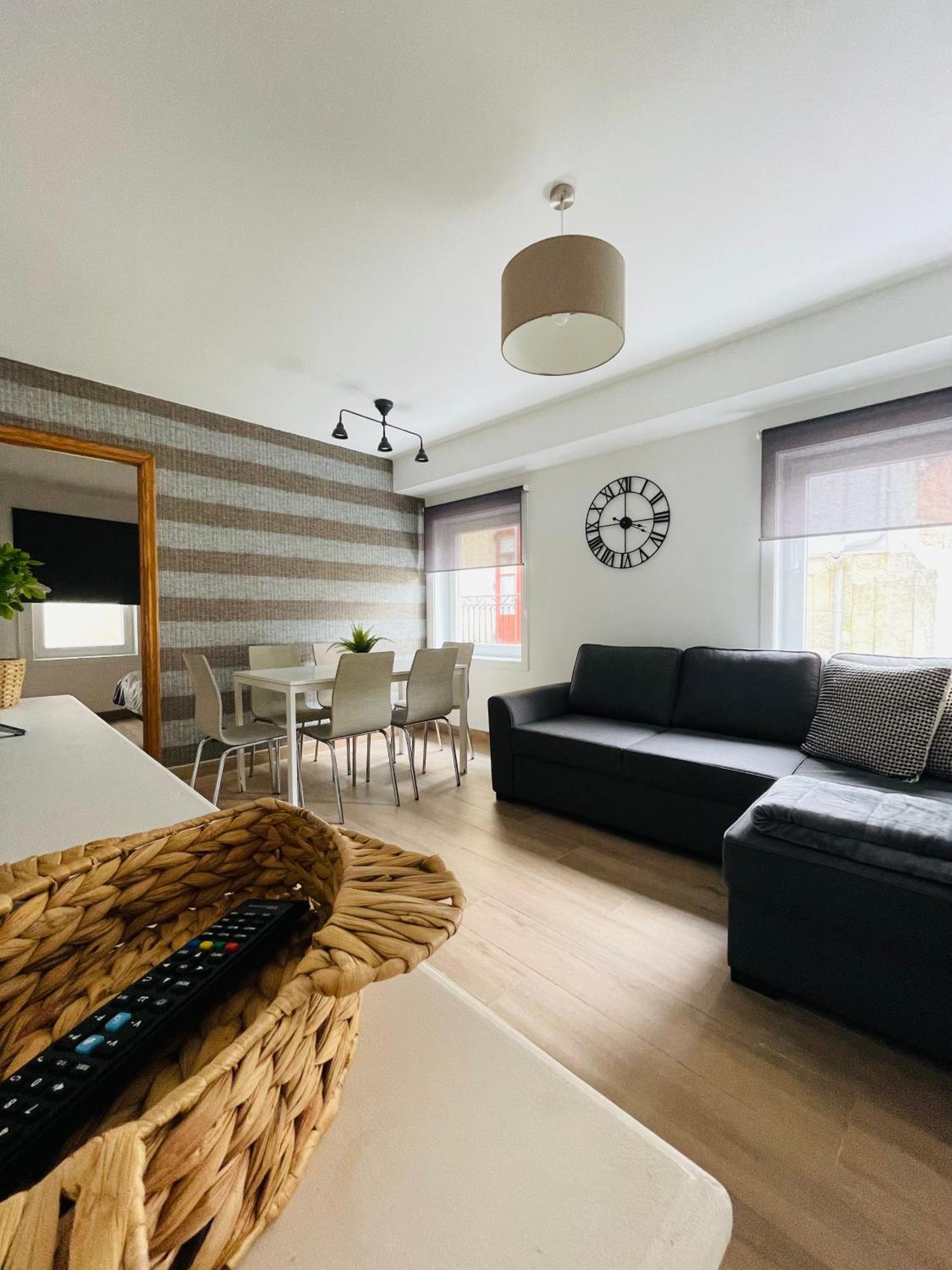 Estilosa Vivienda En El Centro Vigo Luaran gambar